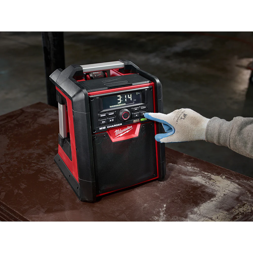2026 Milwaukee 2792-20 M18 18V Jobsite Bluetooth Radio/Charger - Bare Tool
