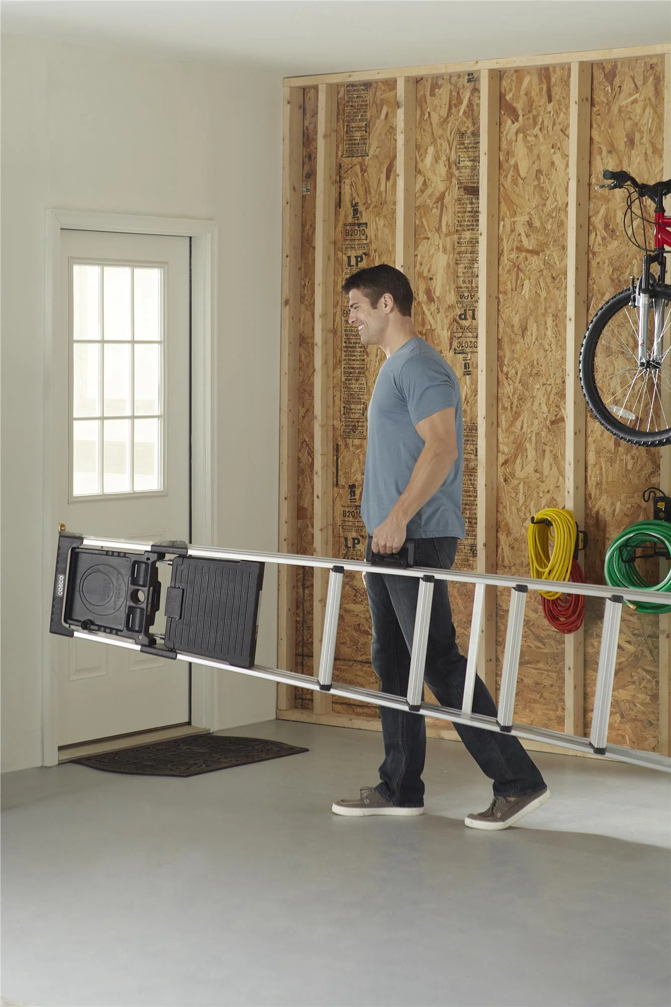 8-foot Signature Series Step Ladder