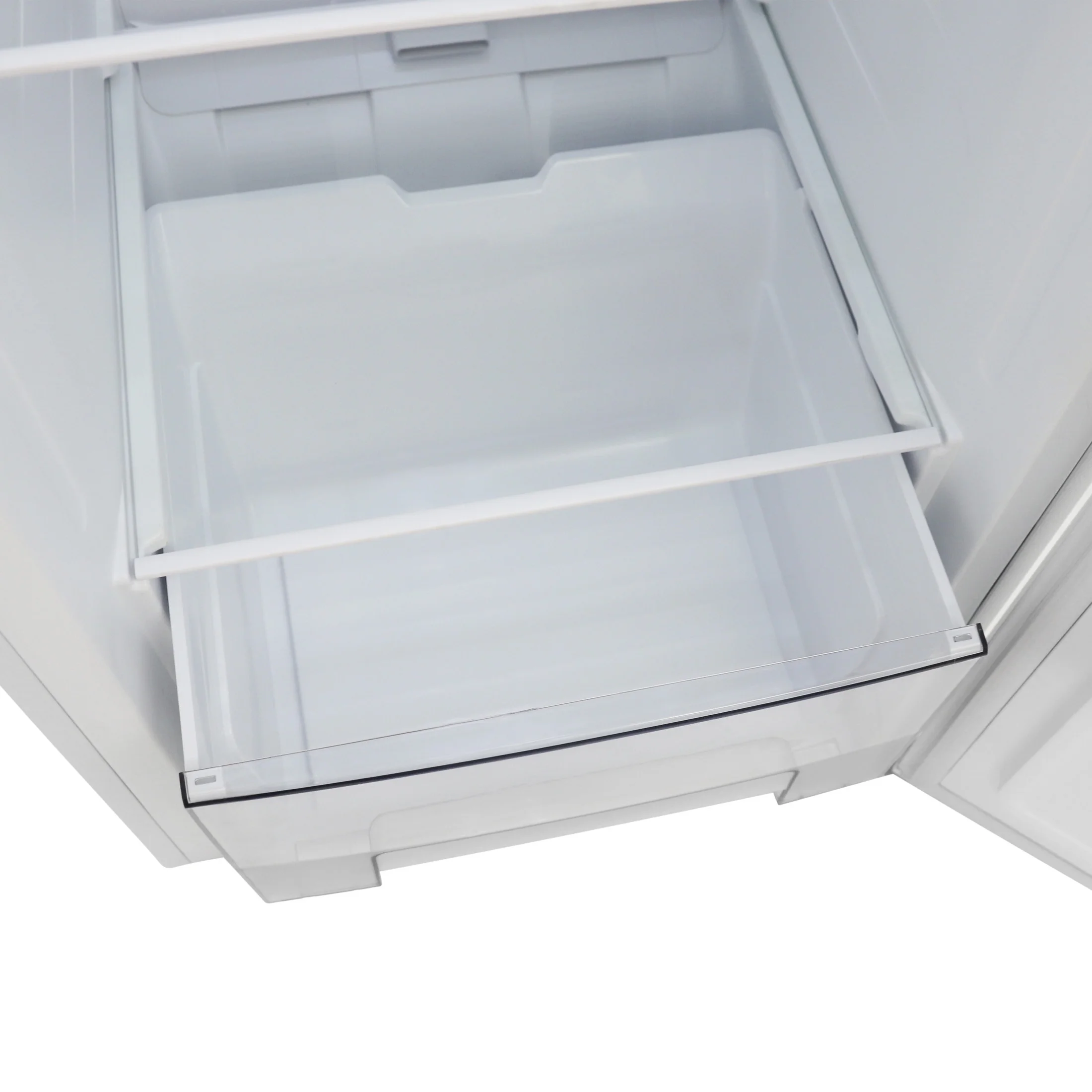 2026 Avanti 10.8 cu ft Vertical Freezer, in White (AV1081VFK0W)