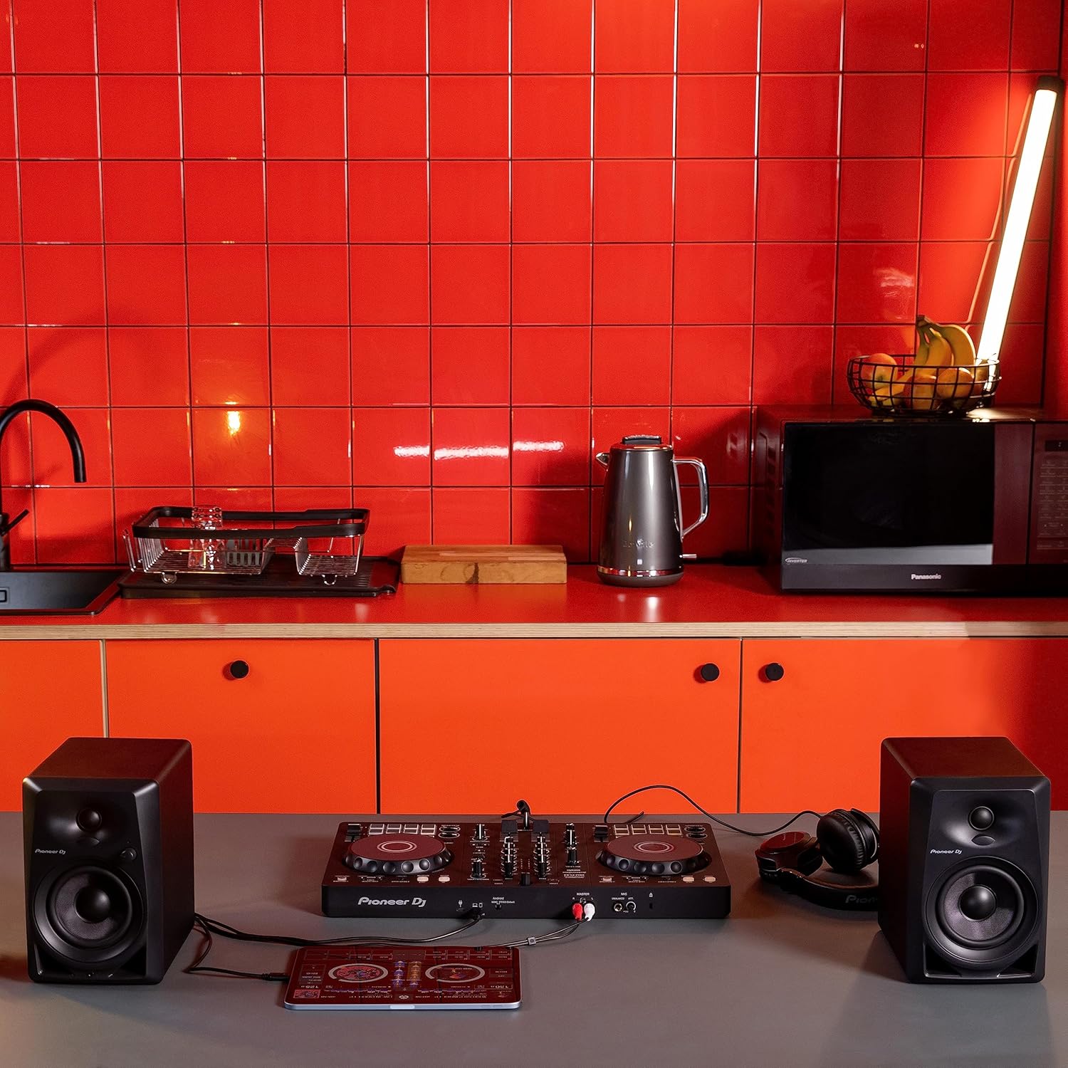 DDJ-FLX4 2-Deck Controller – Graphite