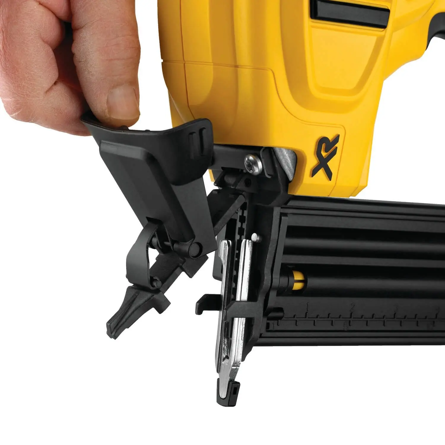 2026 Dewalt DCN680D1- 20V MAX 18GA BRAD NAILER KIT