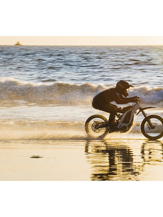 2025 Segway – Dirt eBike x260 w/74.6 mi Max Operating Range & 46.6 mph Max Speed – Silver