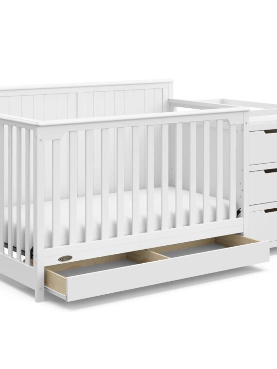 Graco Hadley 5-in-1 Convertible Crib and Changer with Drawer