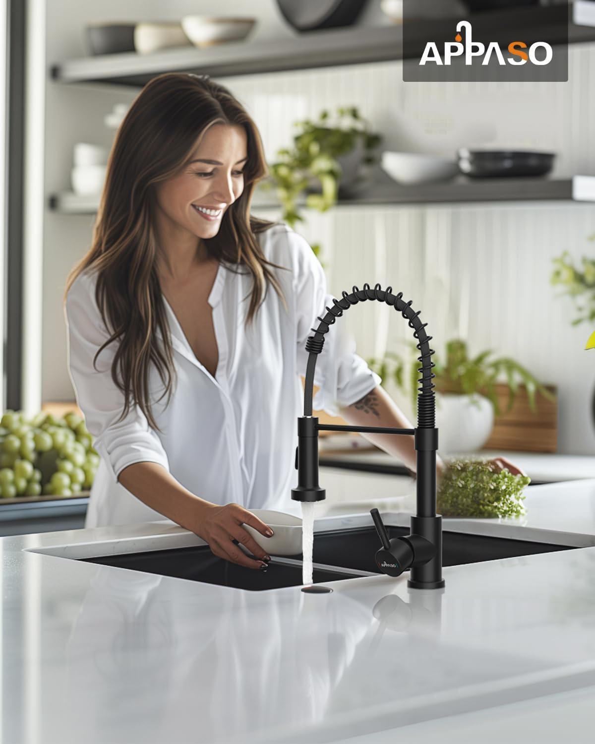 Black Touchless Kitchen Faucet with Soap Dispenser, Motion Sensor Activated Hands-Free Automatic Faucet for Sink with Pull Down Sprayer, Single Handle Smart Faucets for Kitchen Sink