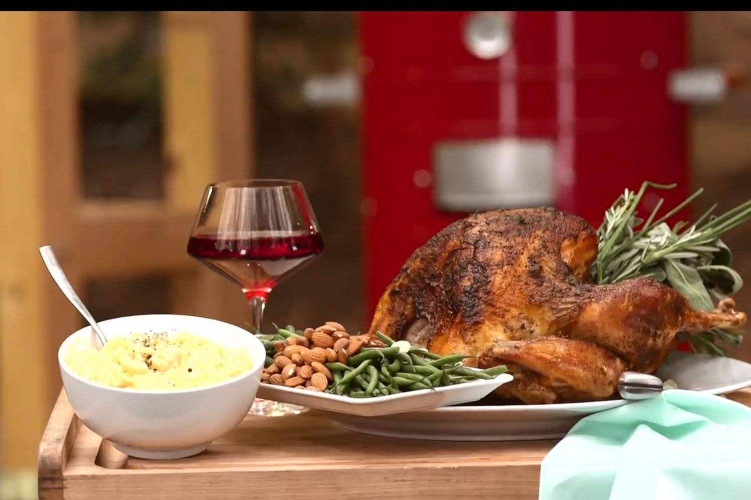 Americana 4-in-1 Electric and Charcoal Water Smoker