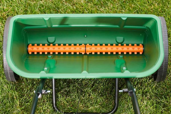 2026 32-lb Turf Builder Classic Drop Fertilizer Spreader