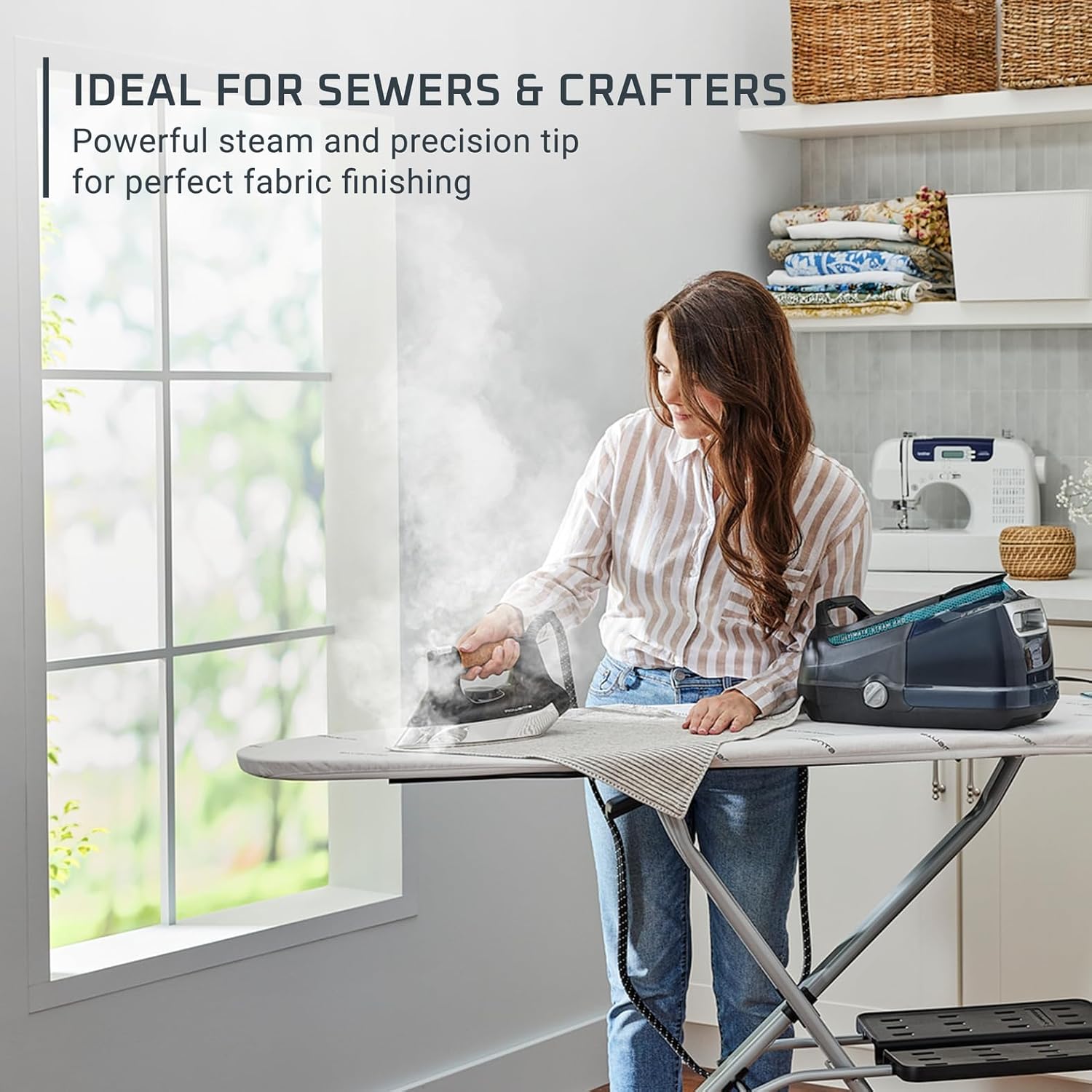 DG8624 Professional Steam Iron Station