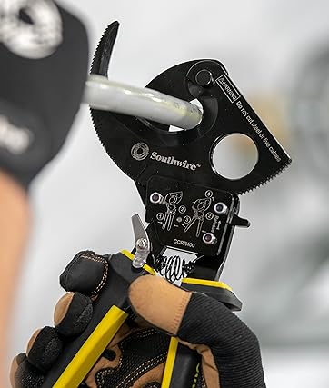 Southwire Ratcheting Cable Cutters in Use