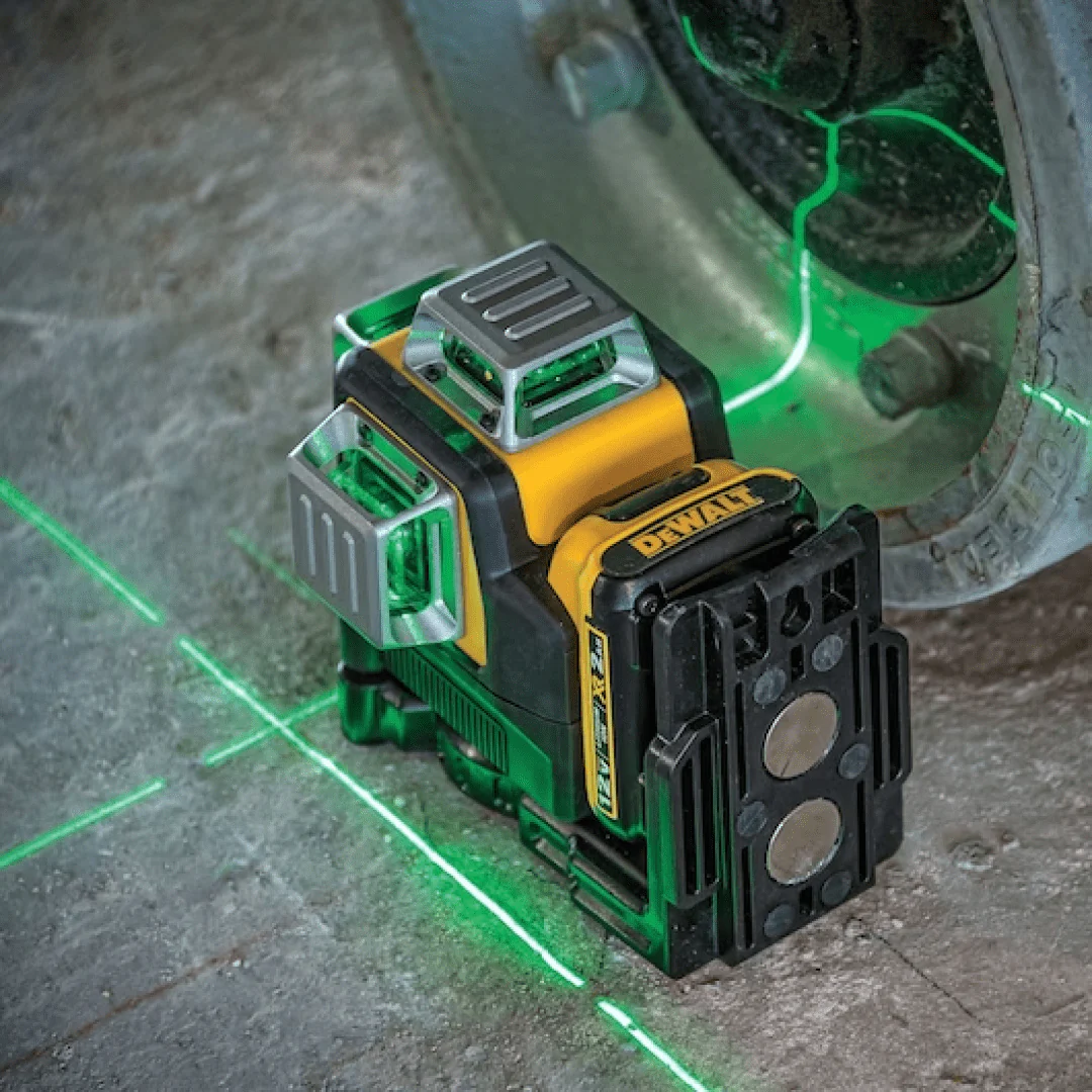 12V MAX 3 x 360 Green Line Laser - DW089LG