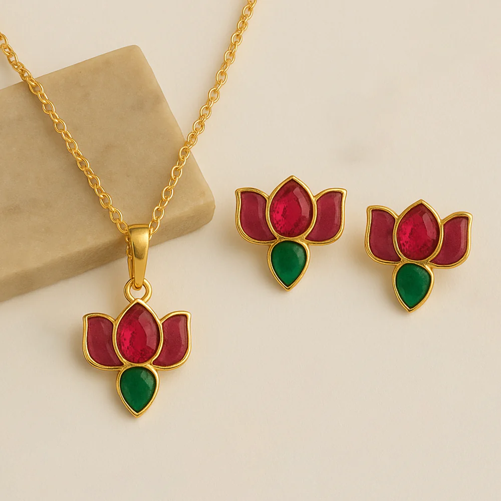 92.5 Sterling Silver Kundan Lotus Stud Earrings