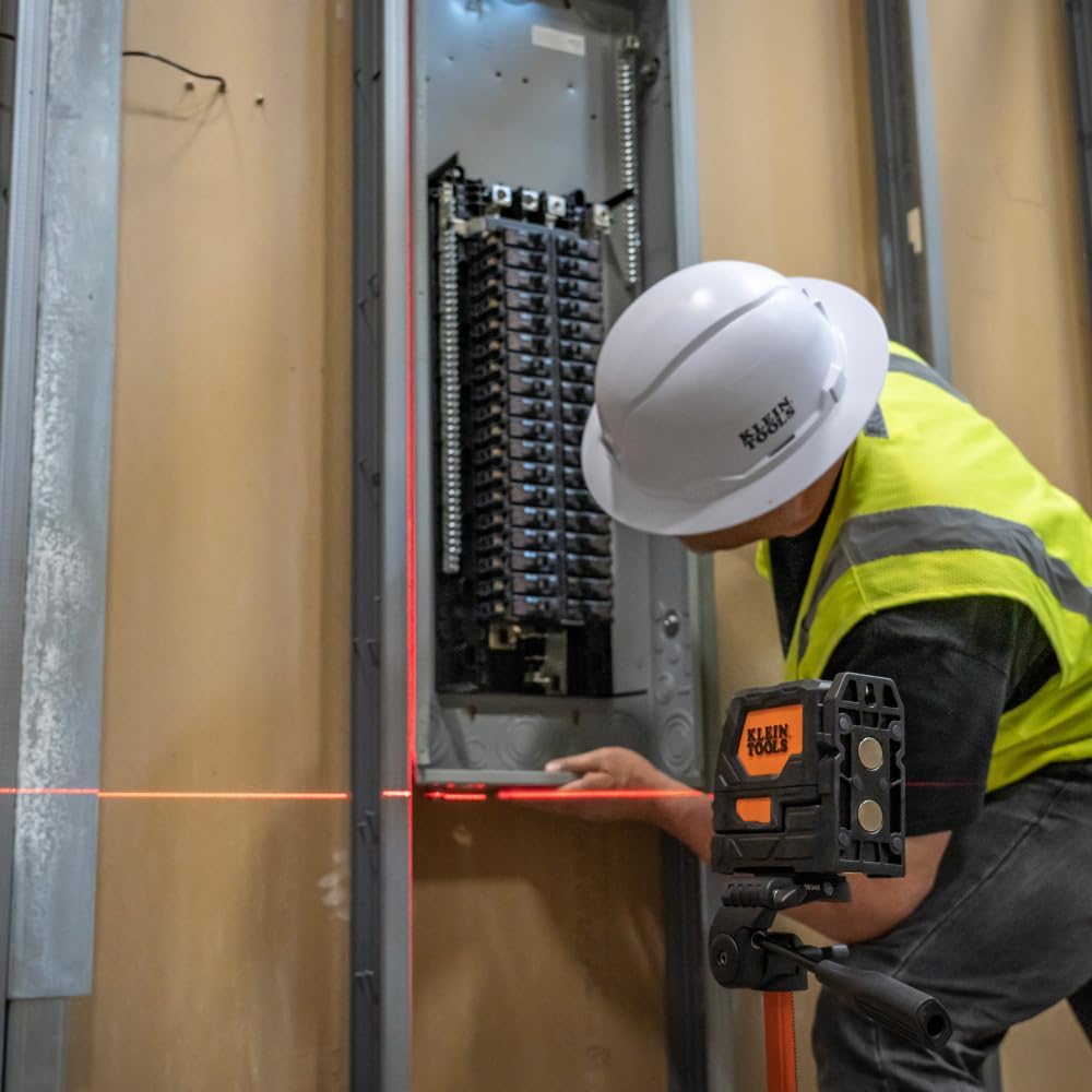Klein Tools 93LCLS Laser Level, Self Leveling, Cross Line Level with Plumb Spot and Magnetic Mounting Clamp