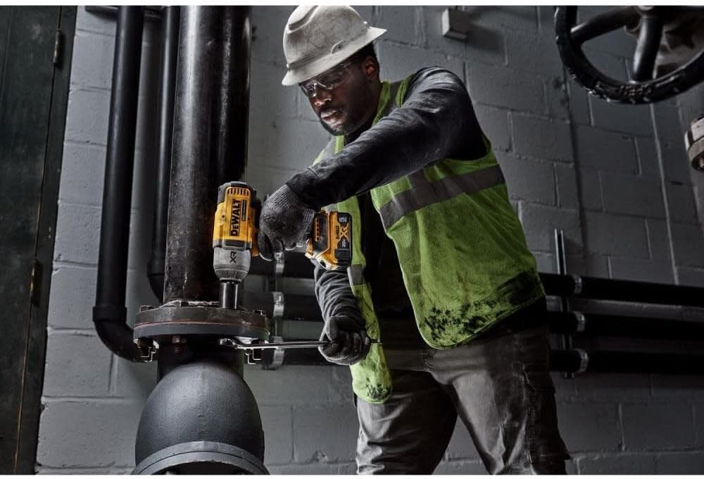 20V Max Cordless Impact Wrench Kit with Battery