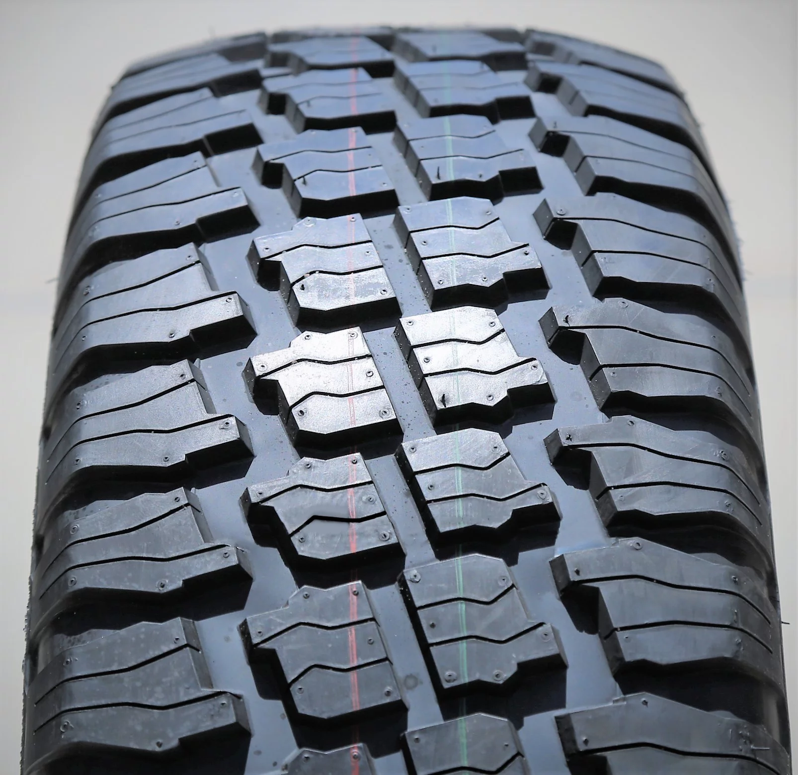 Pair of 2 (TWO) Haida Puma HD818 LT 235/75R15 104/101S Load C 6 Ply MT M/T Mud Tires