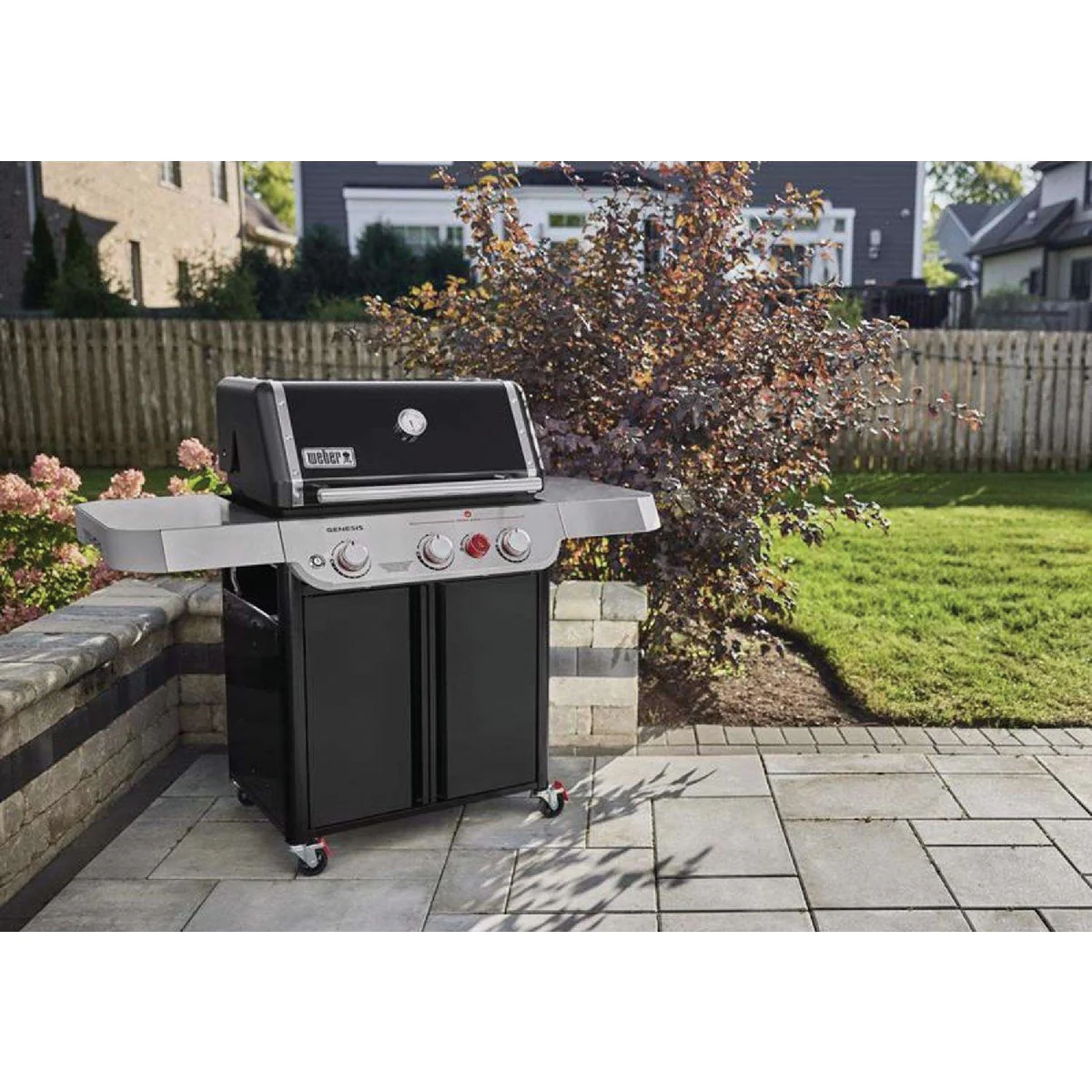 2026 Weber Genesis E-325 Natural Gas Grill – 3 Burners with Extra-Large Sear Zone, PureBlu Burners, Porcelain-Enameled Cast-Iron Grates & Flavorizer Bars