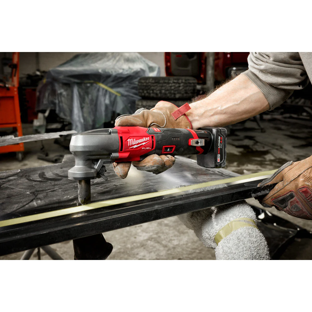 2026 Milwaukee 2476-20 - M12 FUEL™ 16 Gauge Variable Speed Nibbler