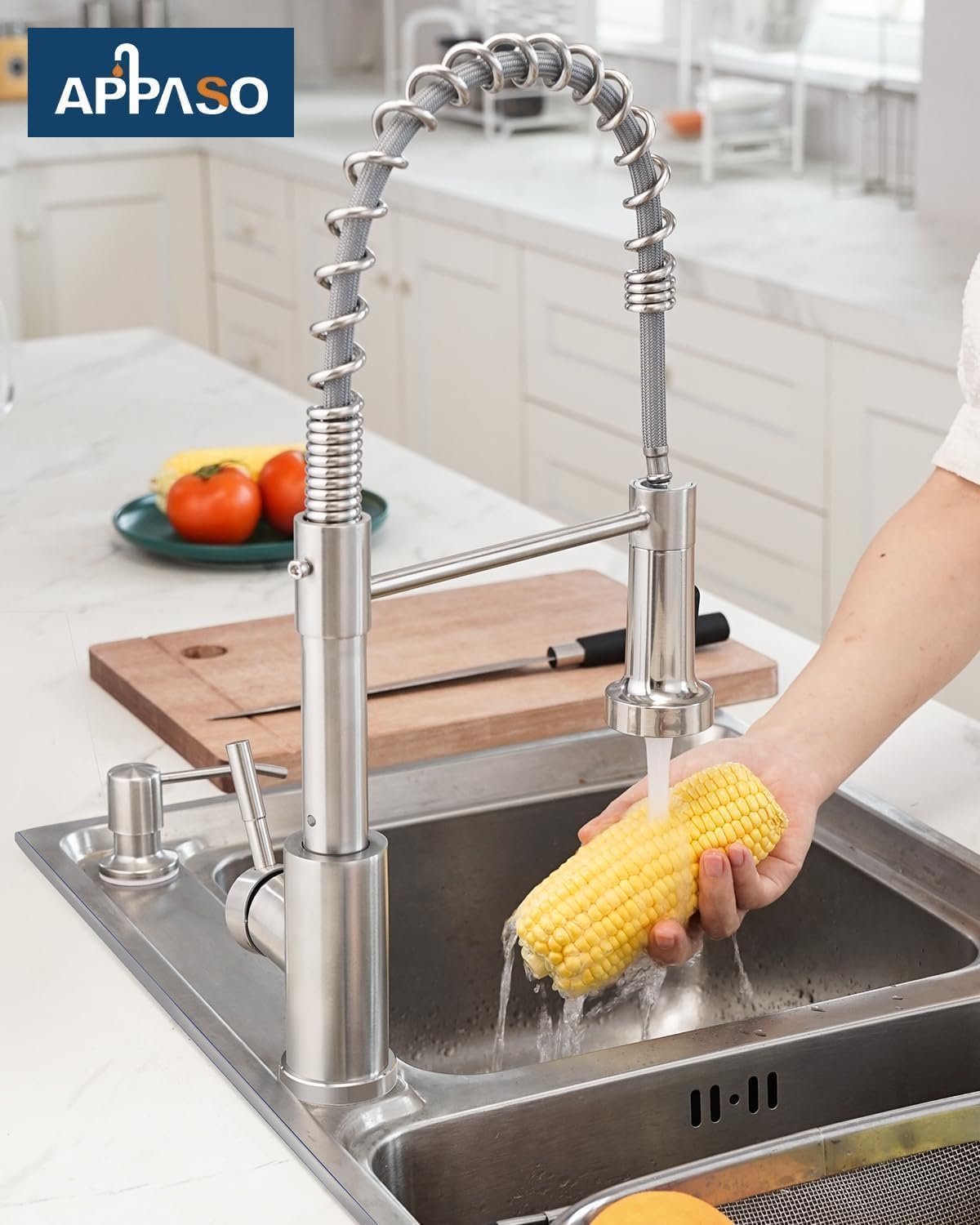 Black Touchless Kitchen Faucet with Soap Dispenser, Motion Sensor Activated Hands-Free Automatic Faucet for Sink with Pull Down Sprayer, Single Handle Smart Faucets for Kitchen Sink