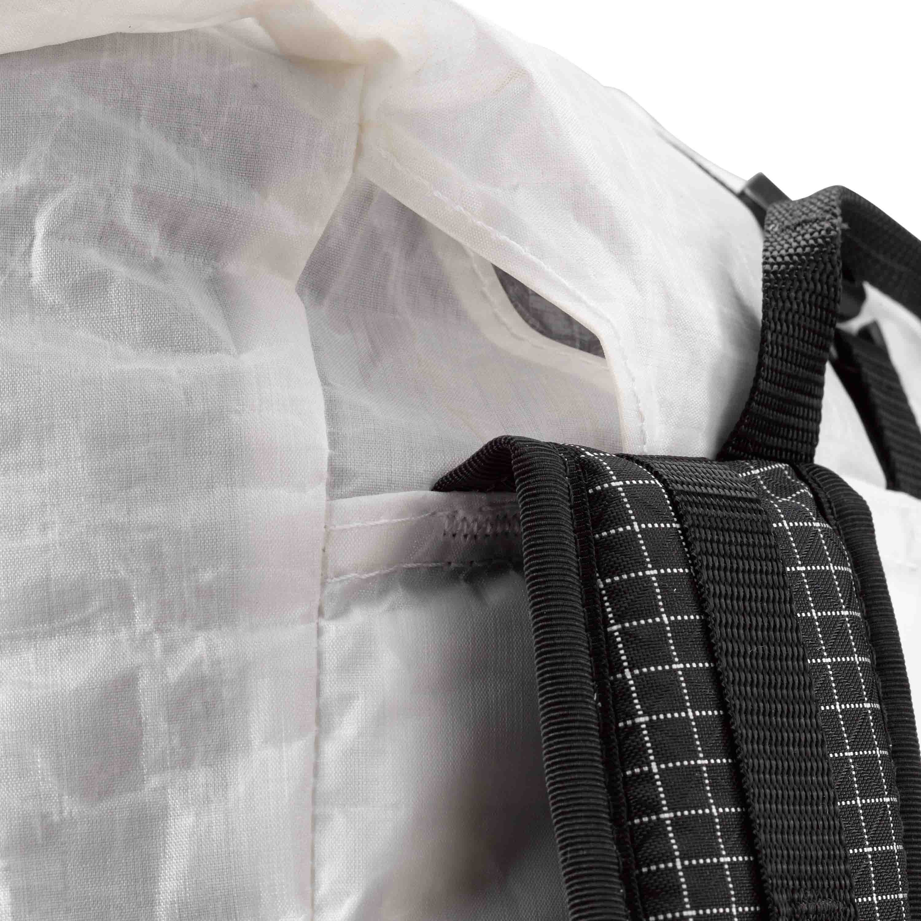 Elevate 22 – Versatile Day Hiking Pack with Hydration Access