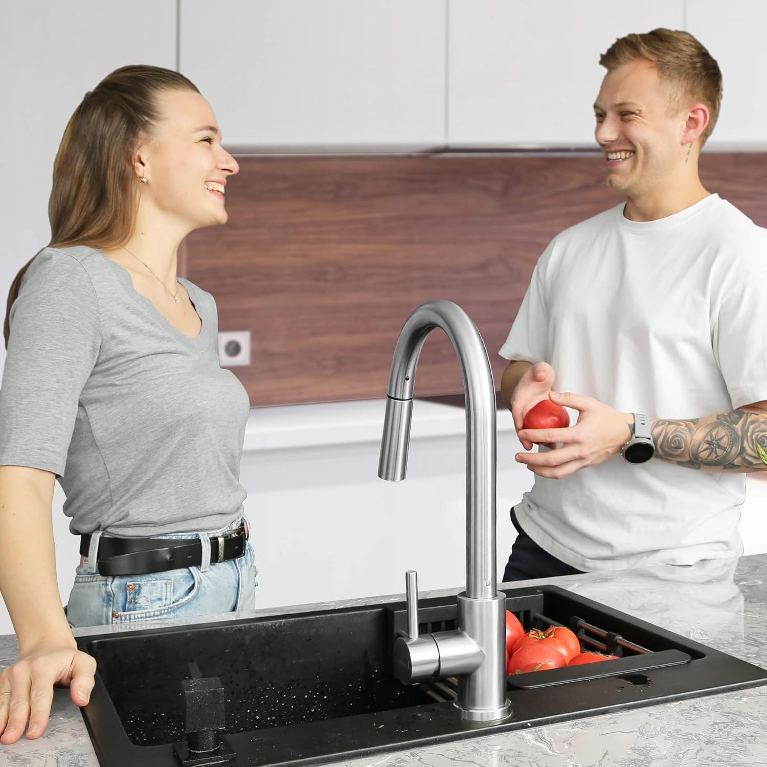 Black Touchless Kitchen Faucet with Soap Dispenser, Motion Sensor Activated Hands-Free Automatic Faucet for Sink with Pull Down Sprayer, Single Handle Smart Faucets for Kitchen Sink
