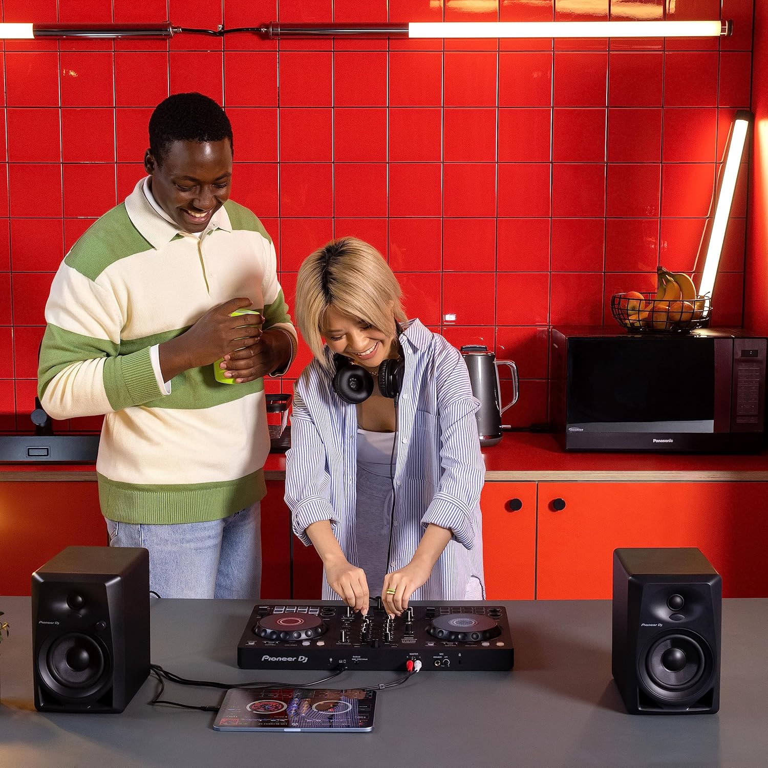 DDJ-FLX4 2-Deck Controller – Graphite