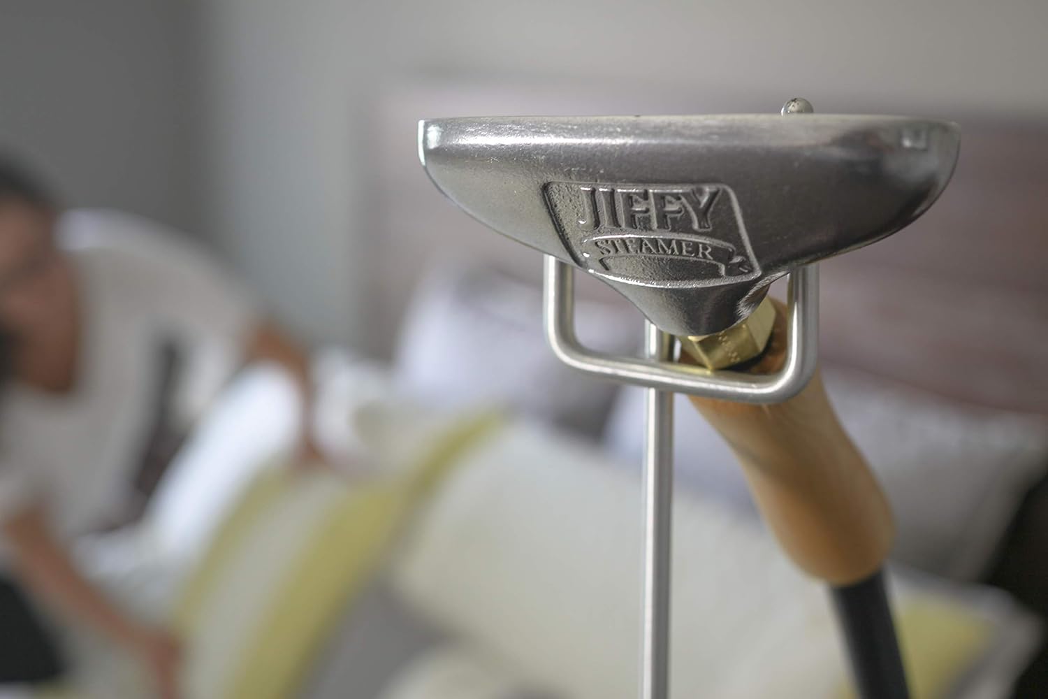 J-2000 Jiffy Garment Steamer – 120 Volt, Beige