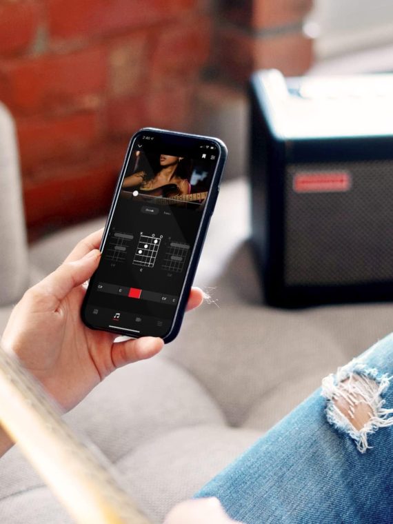 40-Watt Combo Practice Guitar Amplifier Electric Bass and Acoustic Guitar Amp with Spark Mobile App – Pearl