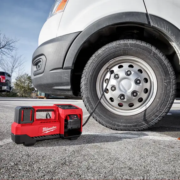 M18 Cordless Tire Inflator